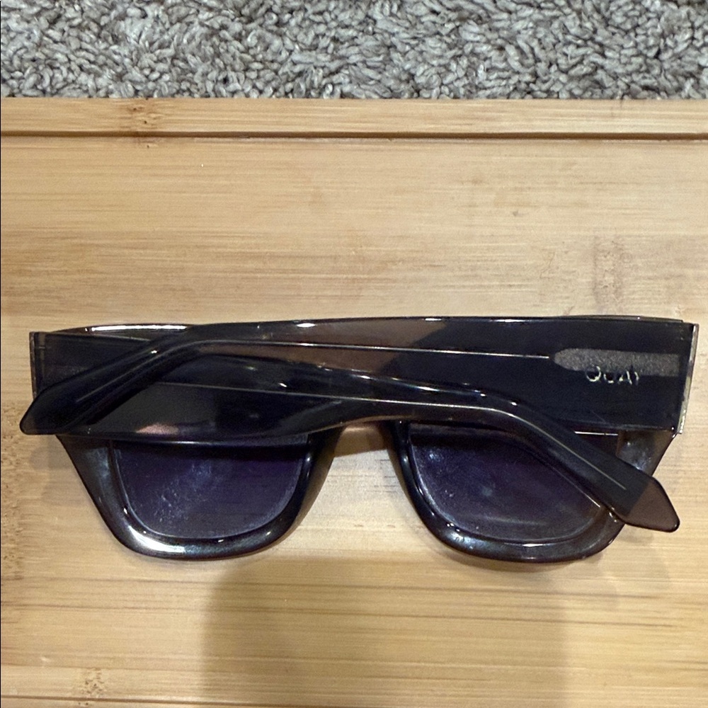 Quay Black Sunglasses - Picture 3 of 3